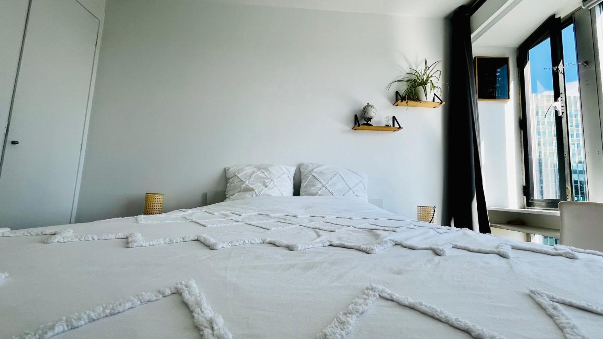 2 Private Bedrooms, Montparnasse Station Párizs Kültér fotó